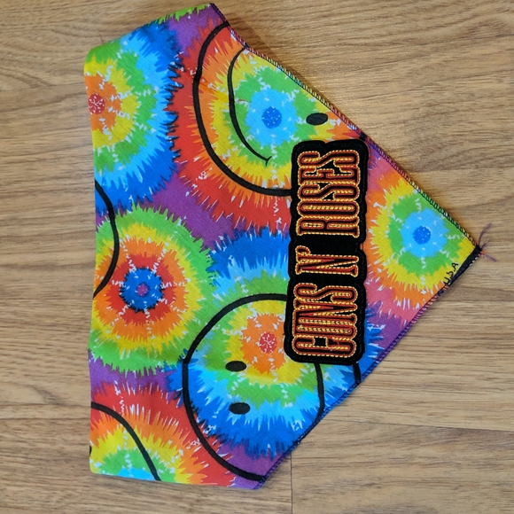 Guns N' Roses Dog Bandana - Picture 1 of 6
